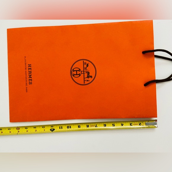 HERMES Tall Paperbag - Picture 2 of 4